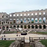 Casa Valeluna Pula